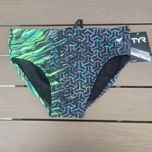 TYR Durafast Elite Men's Synergy Green Allover Racer Brief SZ 38 New